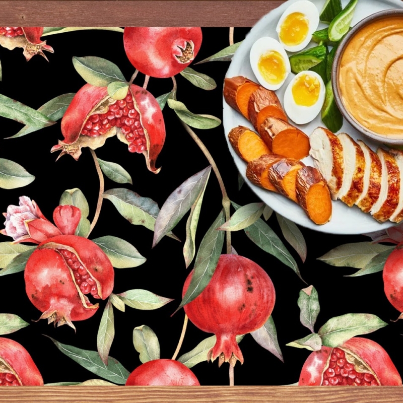 פלייסמט דגם רימונים שחור